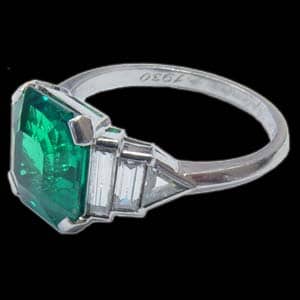 Art Deco Emerald Ring 1