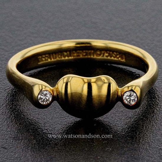 Tiffany &Amp; Co. Elsa Peretti 18K Yellow Gold Mini Bean Ring. 1