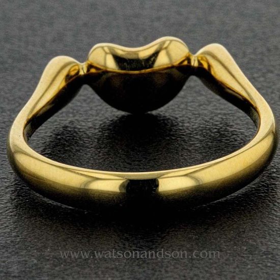 Tiffany &Amp; Co. Elsa Peretti 18K Yellow Gold Mini Bean Ring. 4