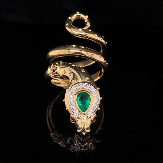 Yellow Gold And Emerald Snake Ring 1