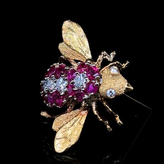 Ruby And Diamond Bee Pin - Image 4