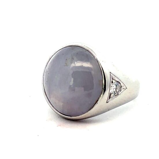 Star sapphire and diamond pinky ring 3