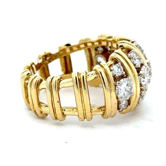 Diamond dome ring in yellow gold - Image 3